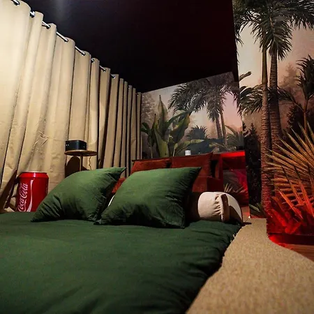 Appartement Triplex Design Avec Rooftop Et Salle Cinema