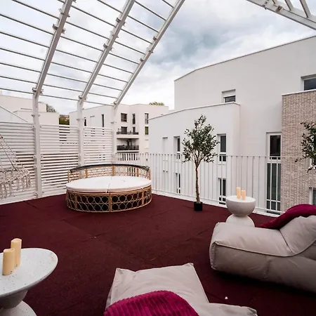 Apartamento Triplex Design Avec Rooftop Et Salle Cinéma *