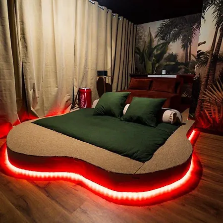 Triplex Design Avec Rooftop Et Salle Cinema Appartement Poissy