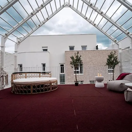 Appartement Triplex Design Avec Rooftop Et Salle Cinema Poissy